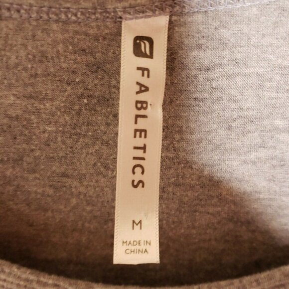 Fabletics Womens Grey Long  Sleeve Shirt Medium - Picture 4 of 4